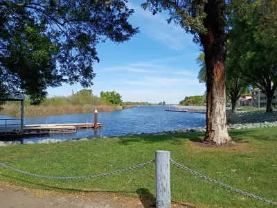 Bob's At The Marina, Google photo 3