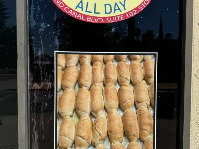 Fresh Hot Bread All Day, Google photo 4