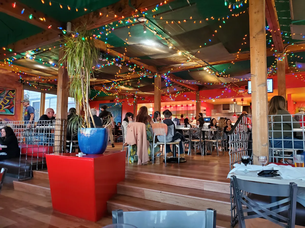 Garlic Brothers Restaurant and Bar business photo