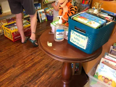 Mr. Otto's Bookstore, Google photo 2