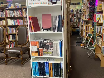 Mr. Otto's Bookstore, Google photo 3
