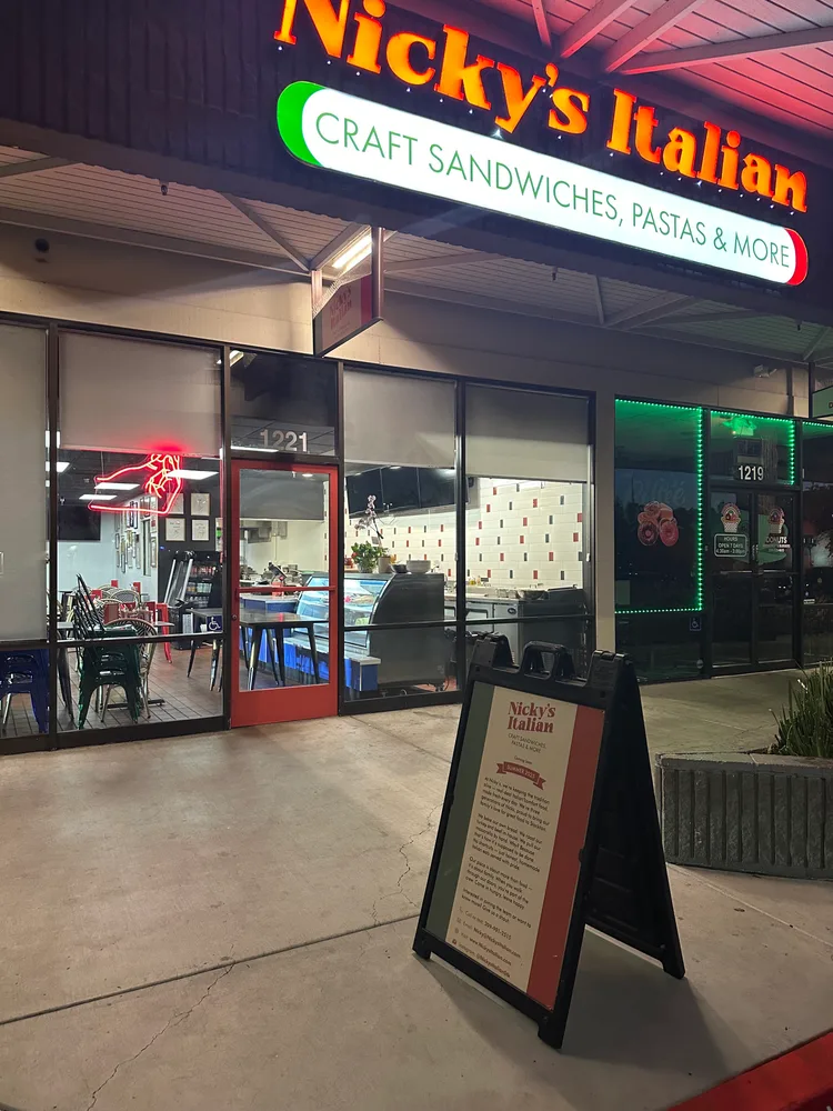 Nicky’s Italian business photo