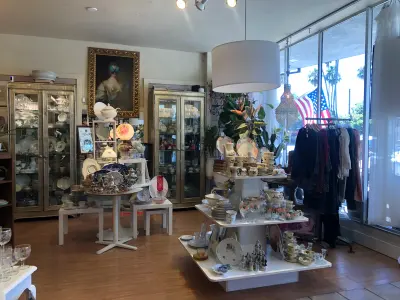 Puffy’s Thrift Mercantile, Google photo 2