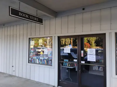 Stockton Friends of the Library Bookstore, Google photo 3