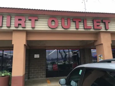 T-Shirt Outlet, Google photo 1